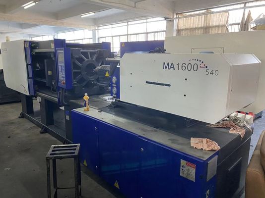 เซอร์โวมอเตอร์ตัวที่ 2 PP เครื่องเป่าขวดพลาสติก 160Ton เครื่องฉีดขึ้นรูป